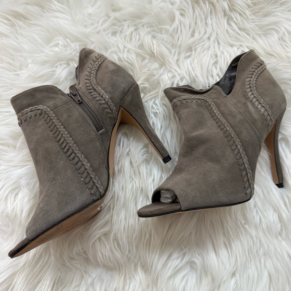 Vince Camuto Abesta Open Toe Booties - Picture 4 of 6